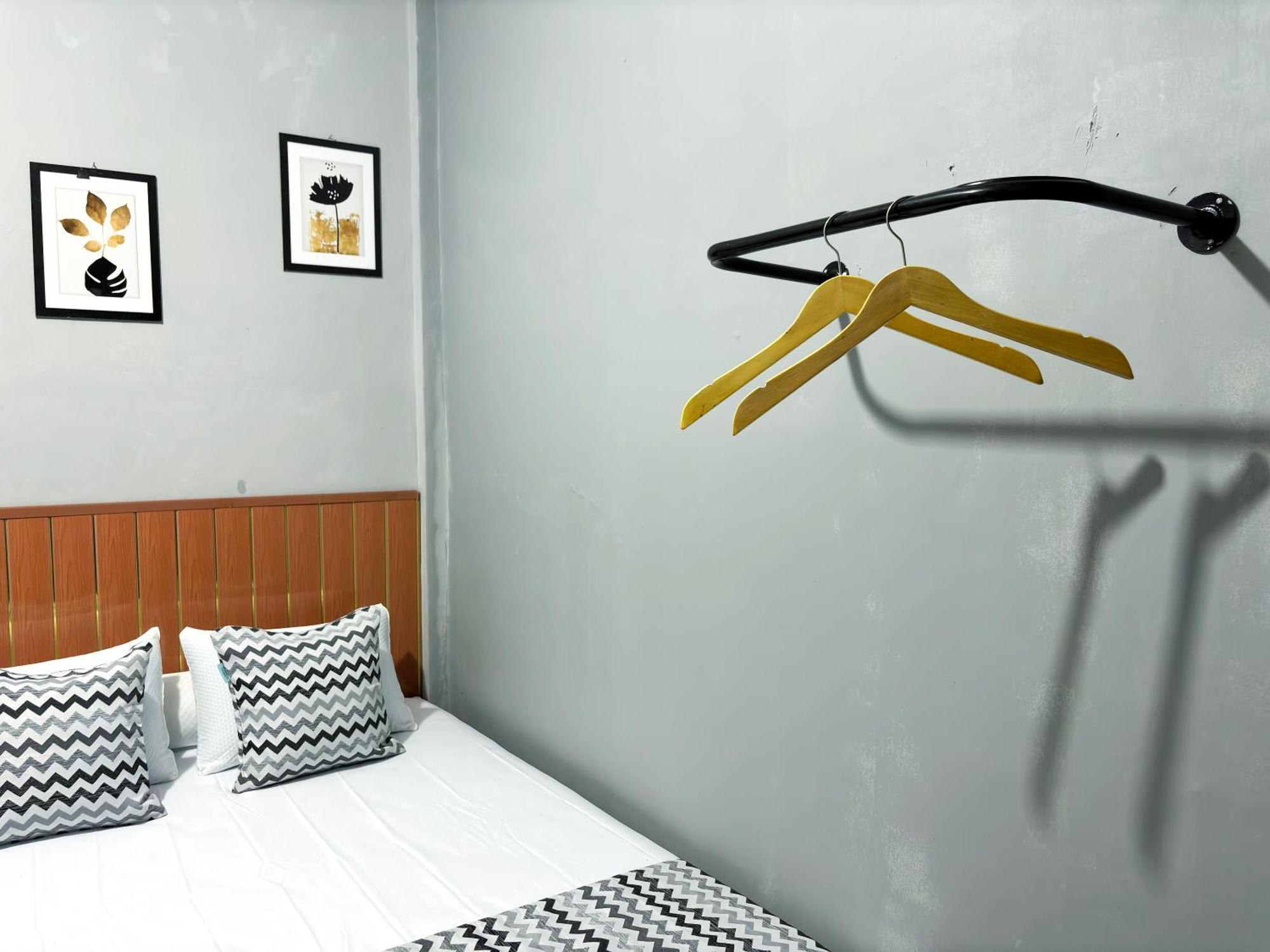 Jogja Day Inn Yogyakarta Eksteriør bilde