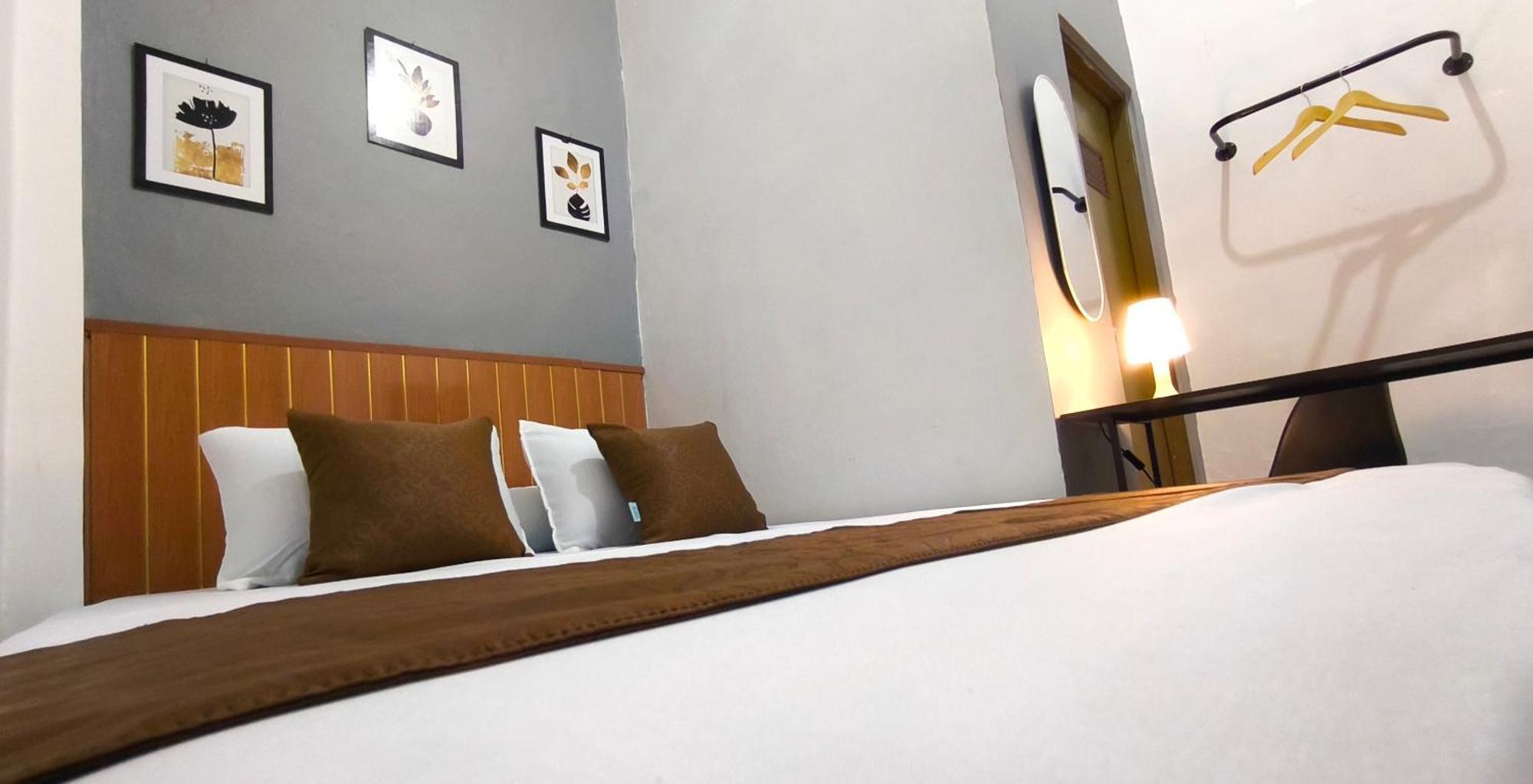 Jogja Day Inn Yogyakarta Eksteriør bilde