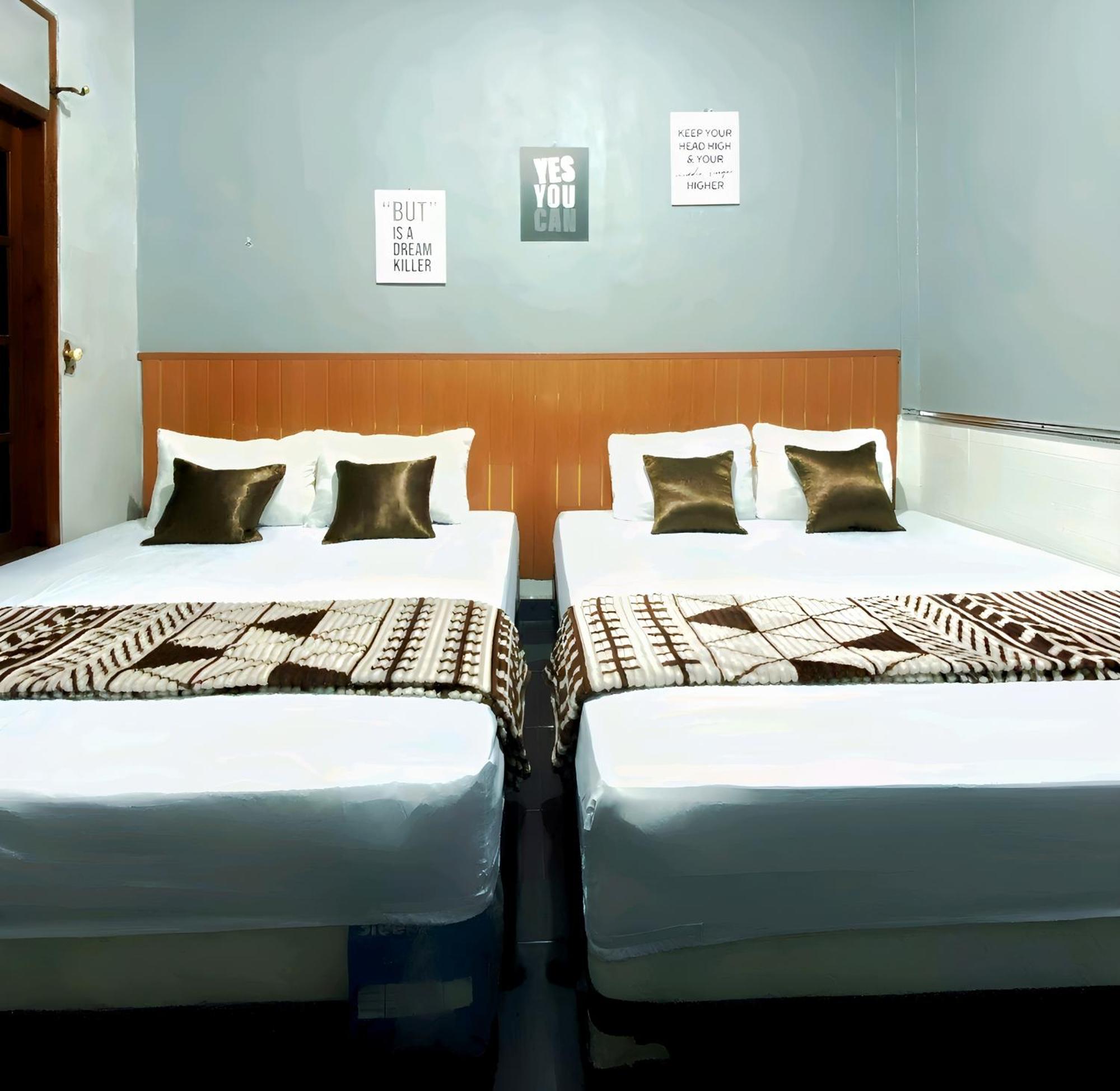 Jogja Day Inn Yogyakarta Eksteriør bilde