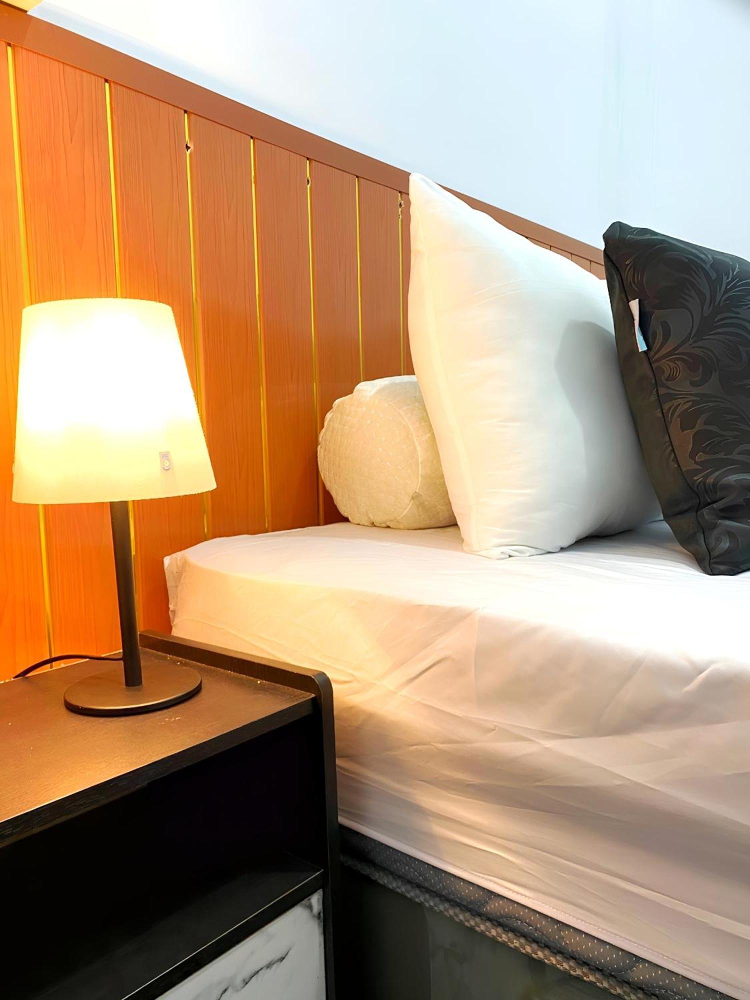 Jogja Day Inn Yogyakarta Eksteriør bilde