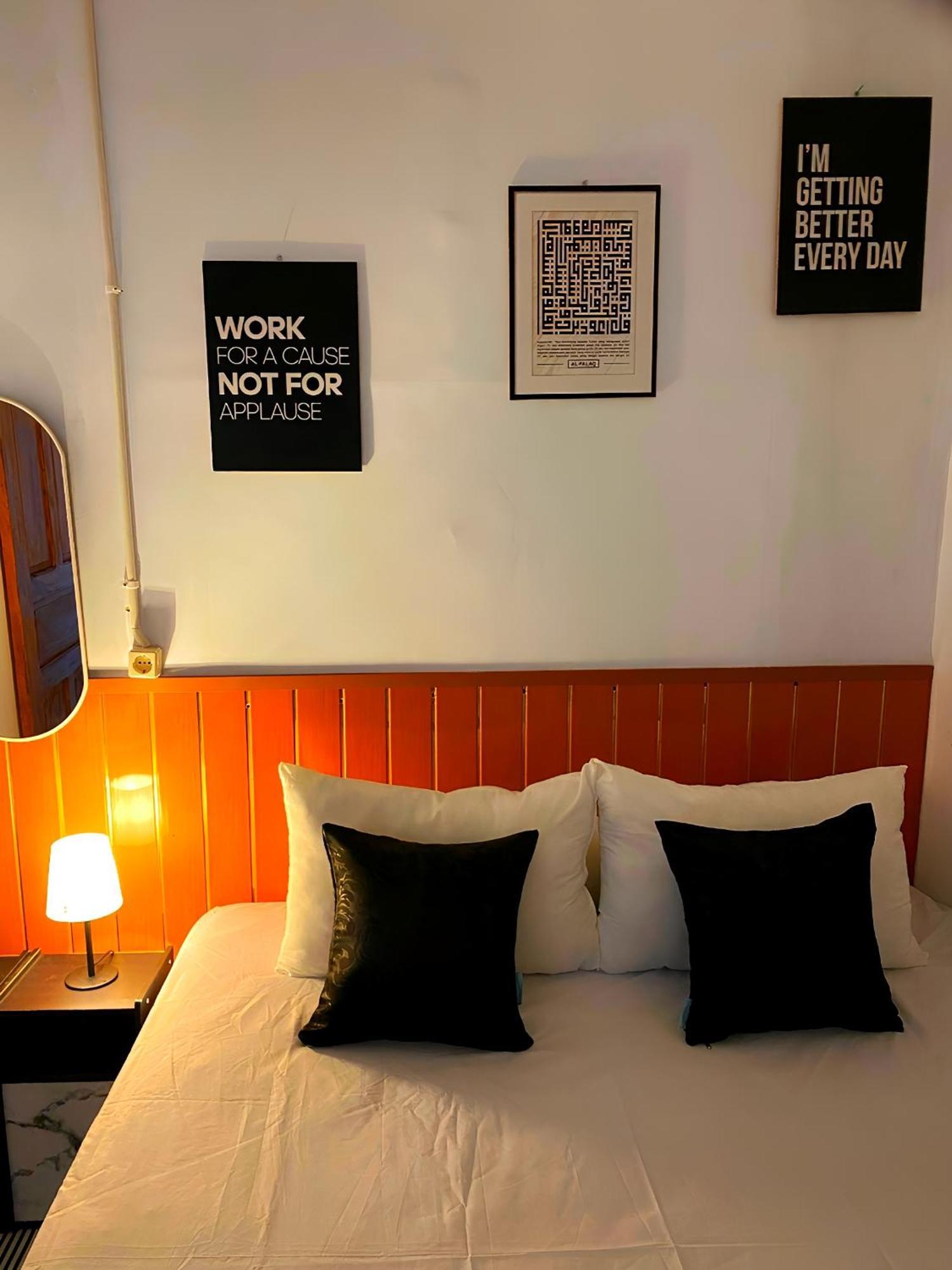 Jogja Day Inn Yogyakarta Eksteriør bilde